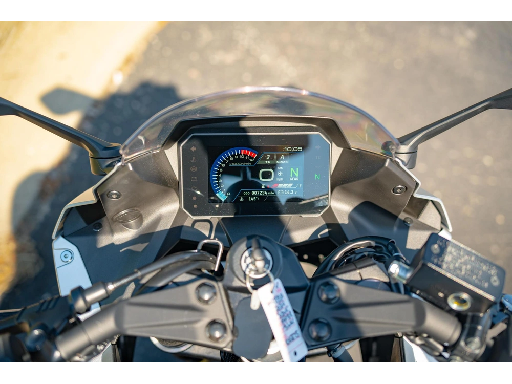 2024 Suzuki Gsx-8r Silver