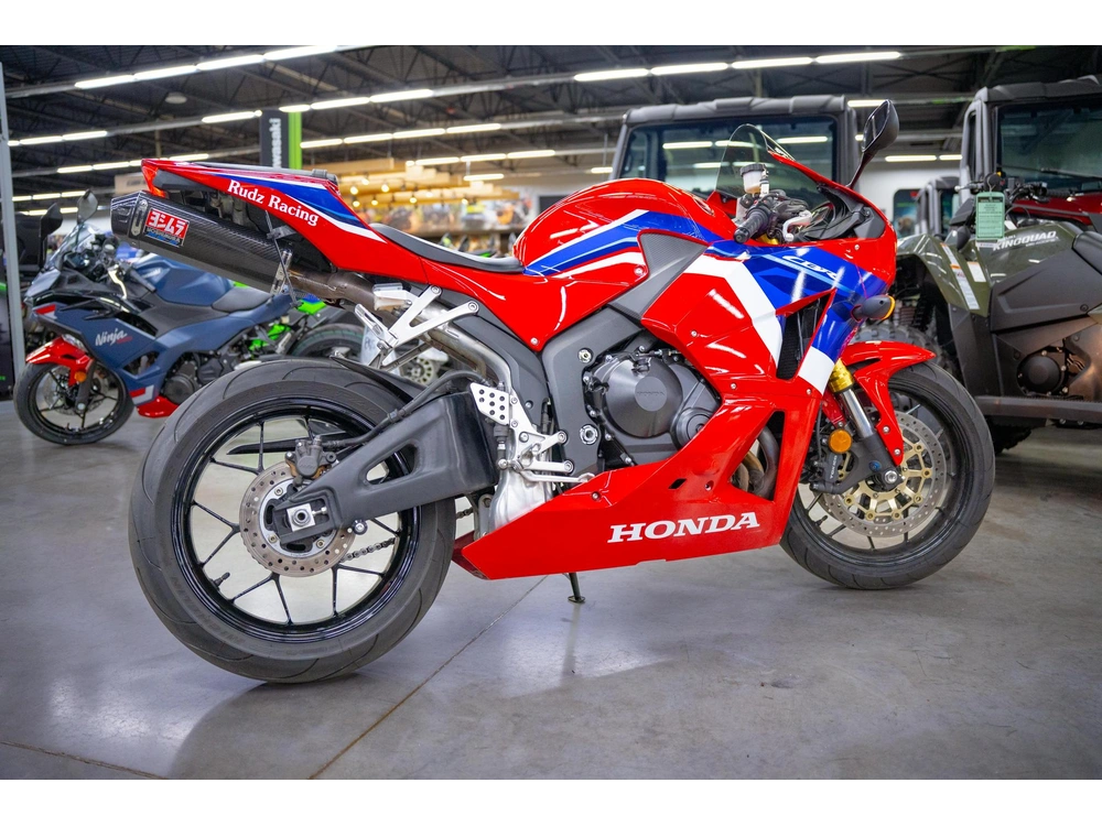 2024 Honda Cbr600rr alt