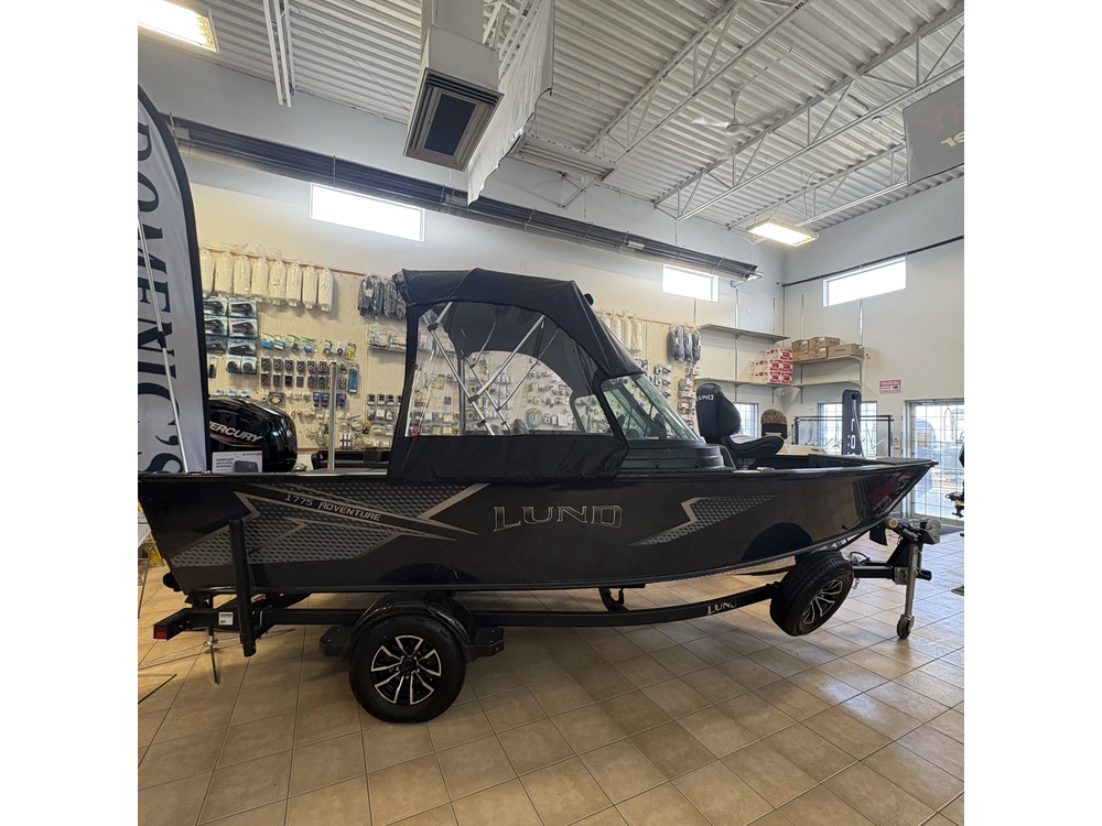 2026 Lund Boat Co 1775 Adventure alt