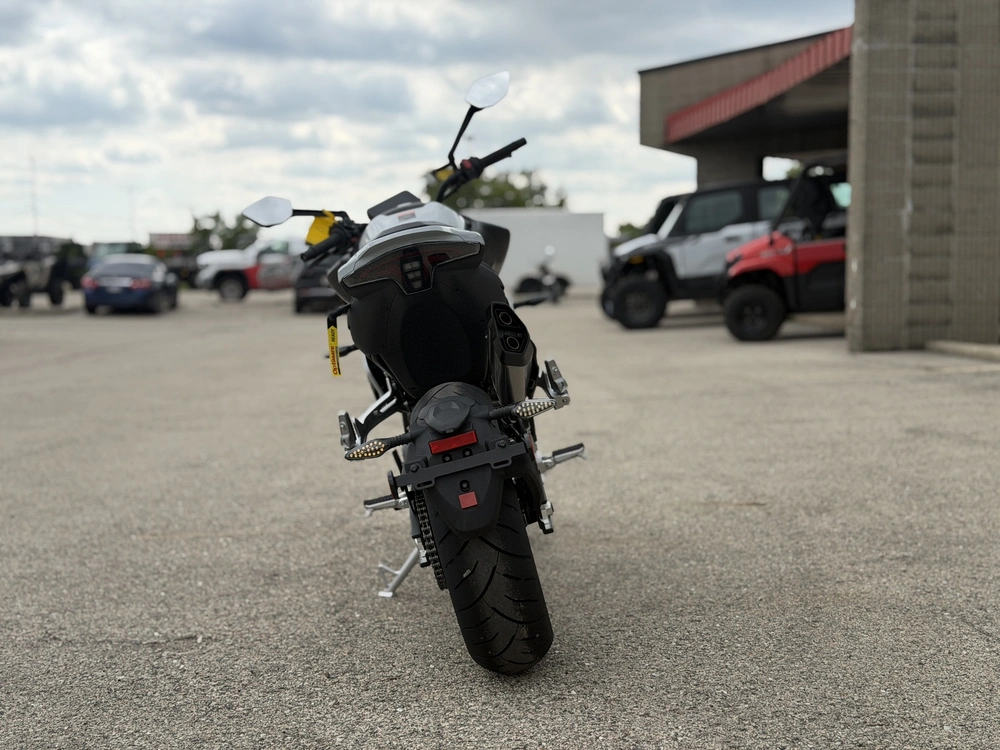 2026 Cfmoto 800nk alt