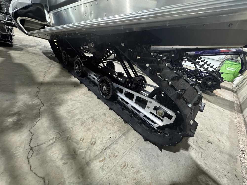 2026 Polaris Voyageur 550 Lxt Es alt
