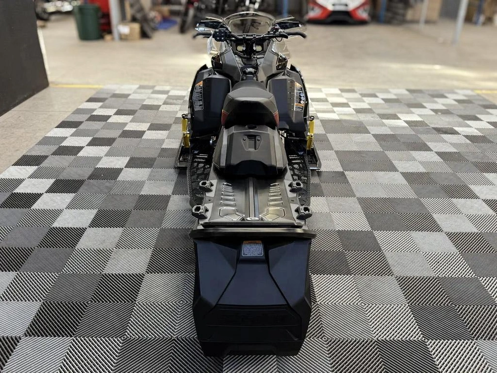 2027 Ski-doo Mxz 850 E-tec Adrenaline With Blizzard Package alt