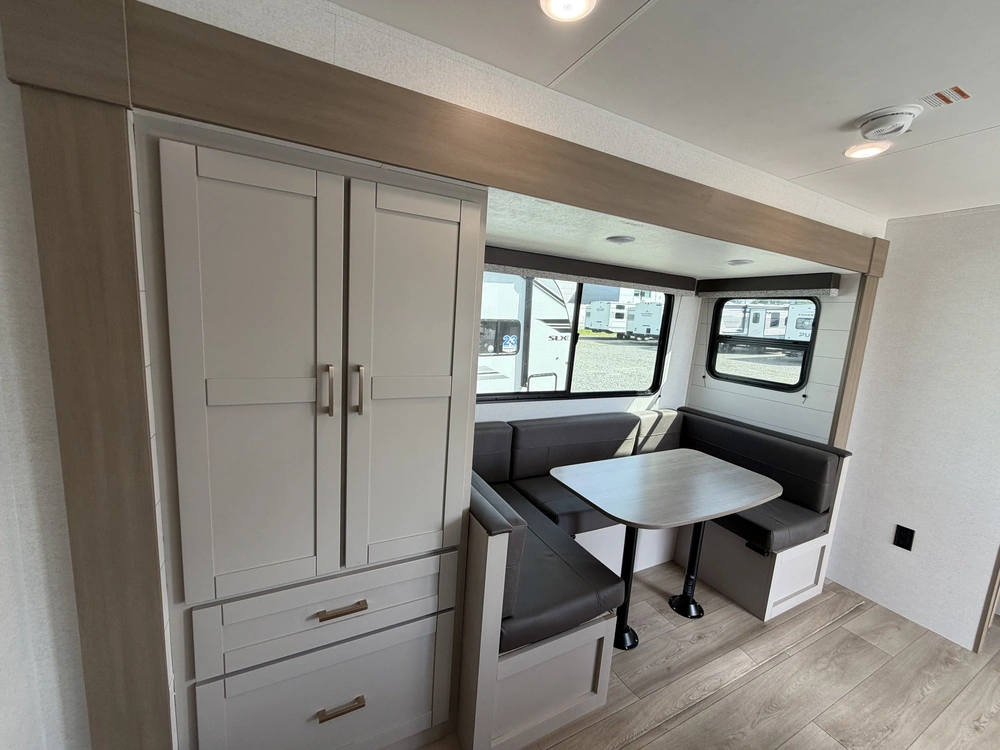 Jayco Jay Flight Slx 245bhs 2027 alt