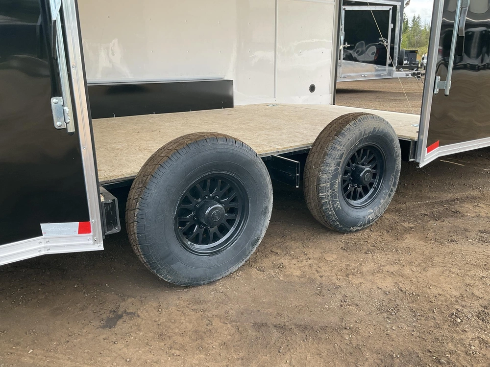 2026 Xcel Trailers 8.5x24 Enclosed Car Hauler alt