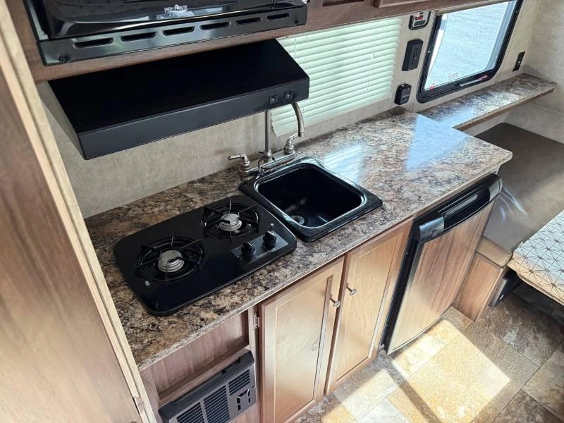 Coachmen Viking 14r 2016 alt