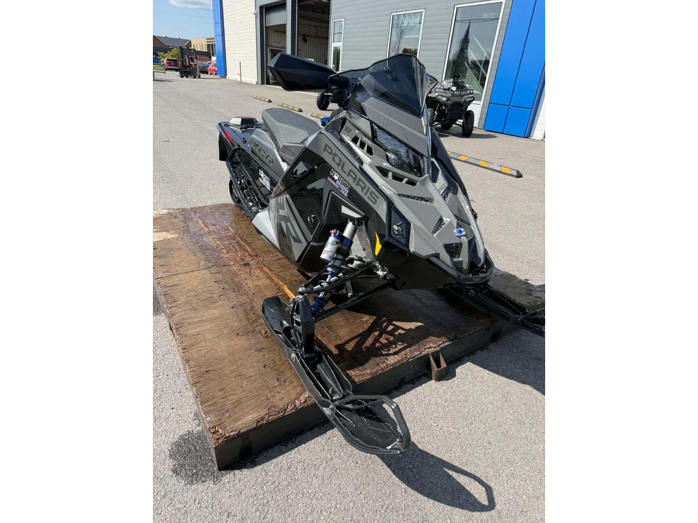 Polaris 9r Indy Xcr 136 Demo 781 Km 2025 alt