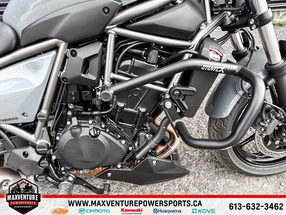 Kawasaki Eliminator 500 2024 alt