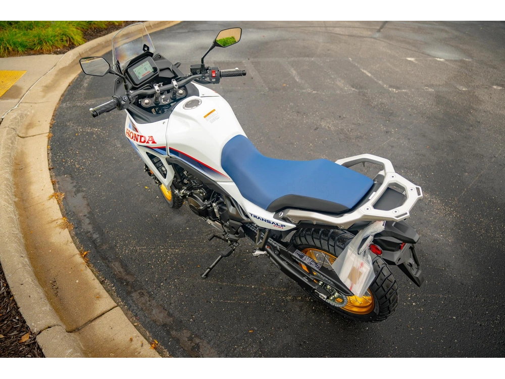 2026 Honda Transalp E-clutch alt