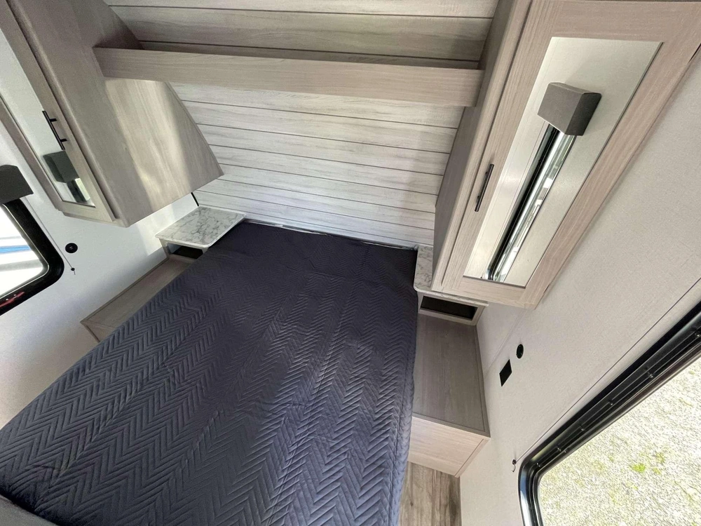 2024 Keystone Rv Coleman 263bh alt