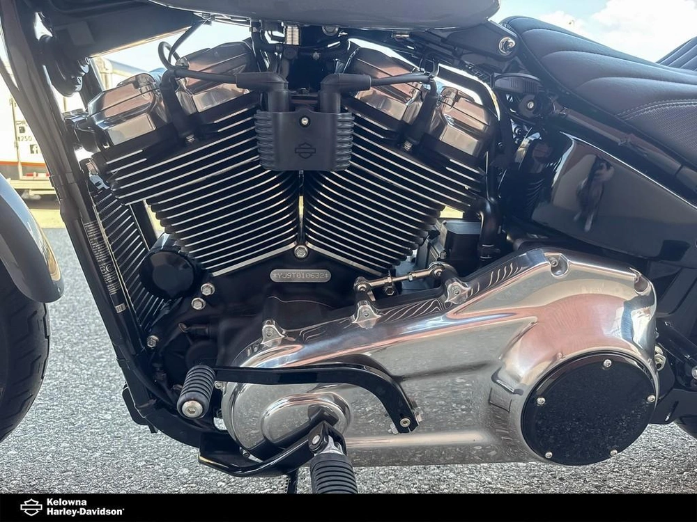 2026 Harley-davidson Fxbb - Street Bob® alt