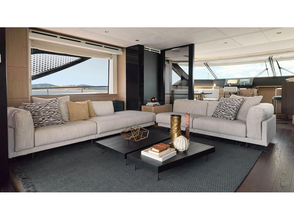 Prestige Yachts M8 Evo 2028 alt