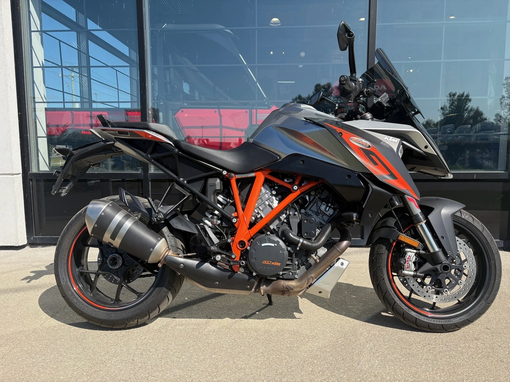 Ktm 1290 Super Duke Gt 2017 alt