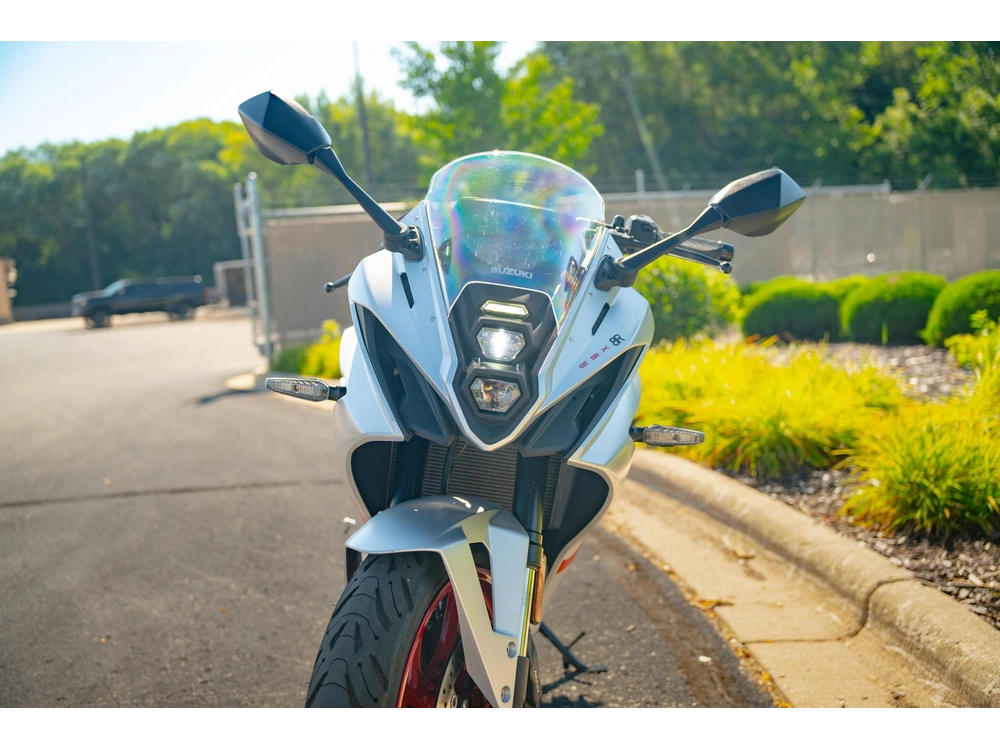 2024 Suzuki Gsx-8r Silver