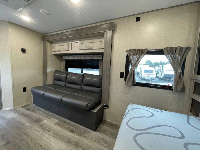 Coachmen Catalina 184fqs 2022 alt