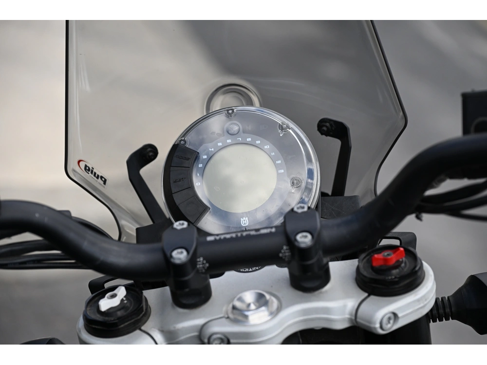 2019 Husqvarna Svartpilen 701 alt