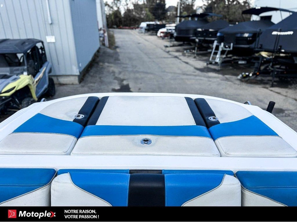 Air Nautique Air Nautique 210 Team Edition 2011 alt