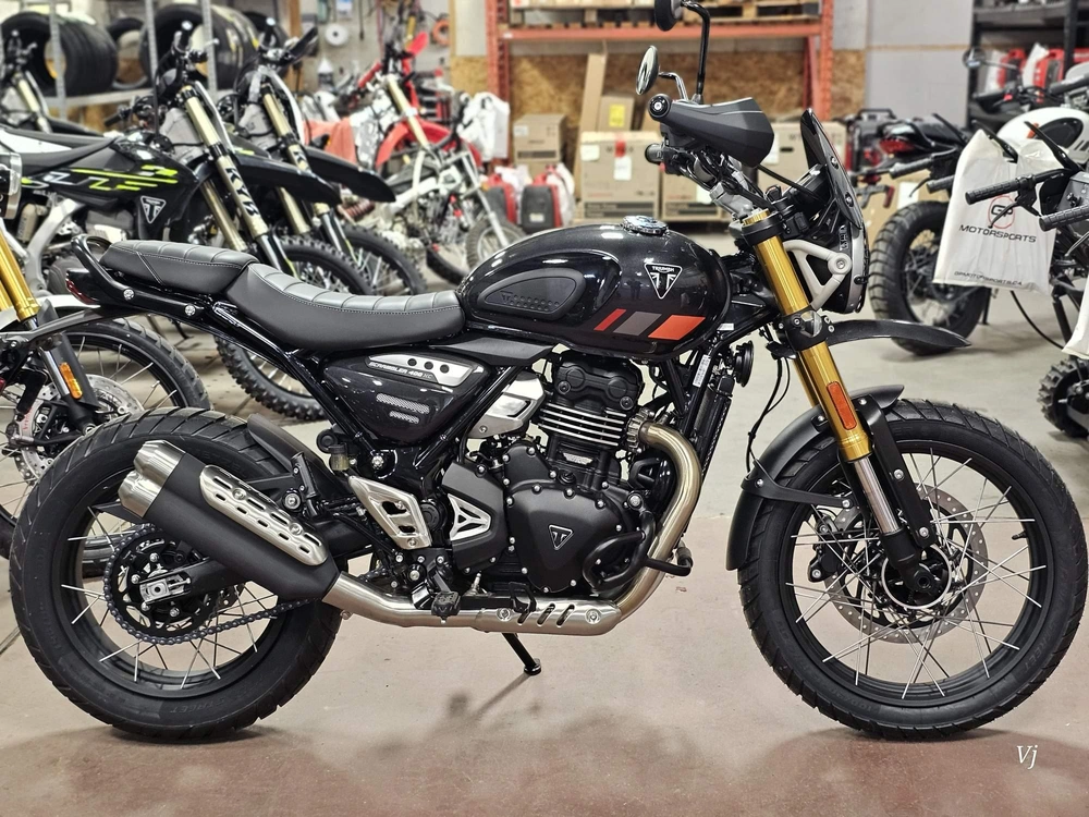 2026 Triumph Scrambler 400 Xc alt