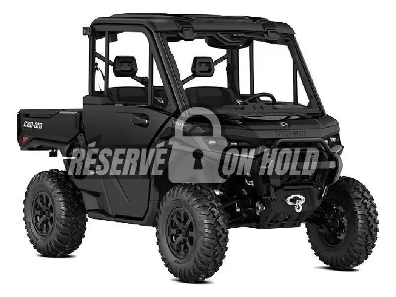 2026 Can-Am Defender XT CAB HD11