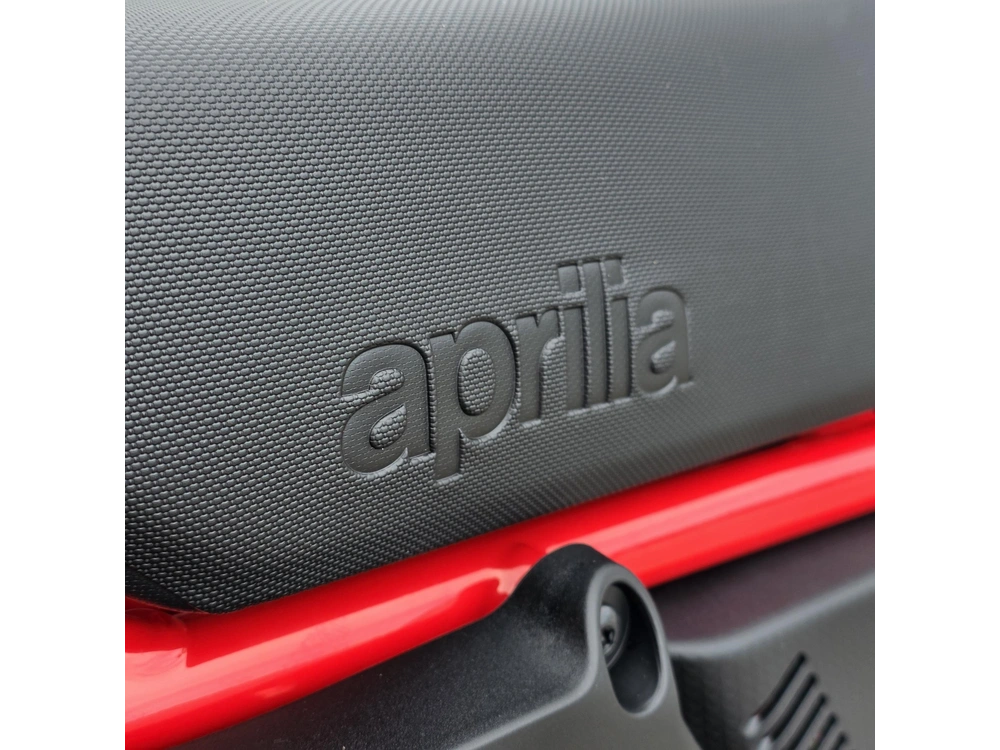 2027 Aprilia Tuareg 660 alt