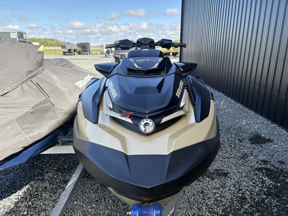 2025 Sea-doo Riva Racing Rxt X 325 alt