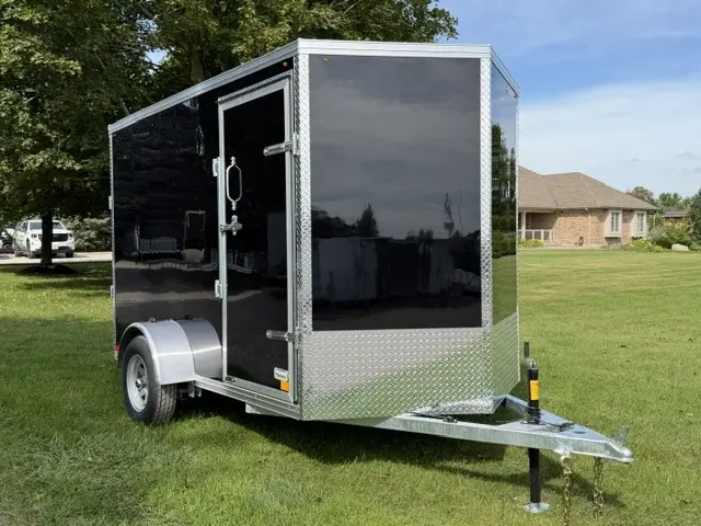 Rhino Galvanized Enclosed 6' x 10' SA Ramp 2026
