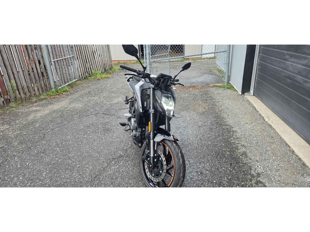 Cfmoto 300 Nk 2022 alt