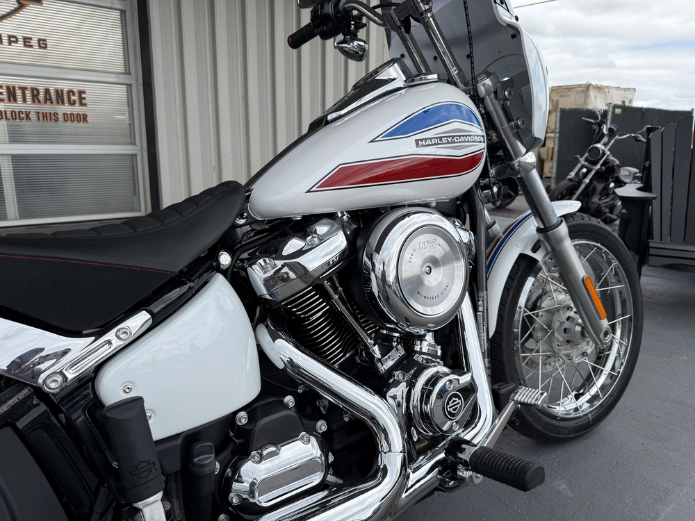 2026 Harley-davidson Super Glide alt