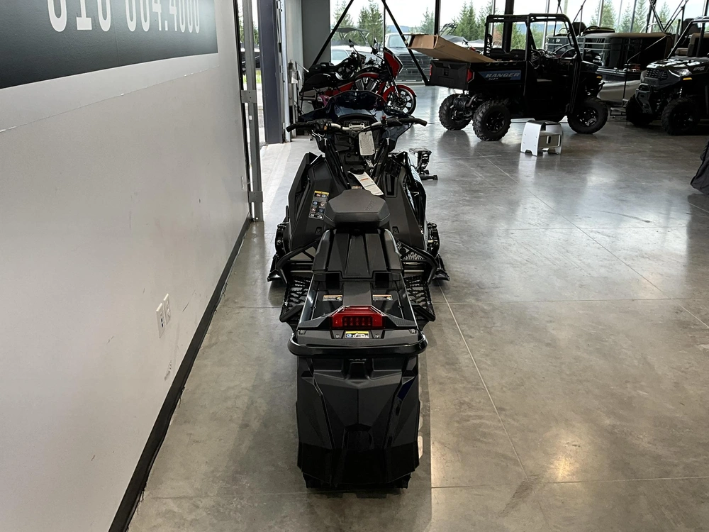 Polaris 850 Indy Xc 137 2027 alt