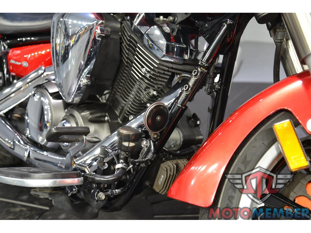 2011 Yamaha V Star 950 Tourer alt