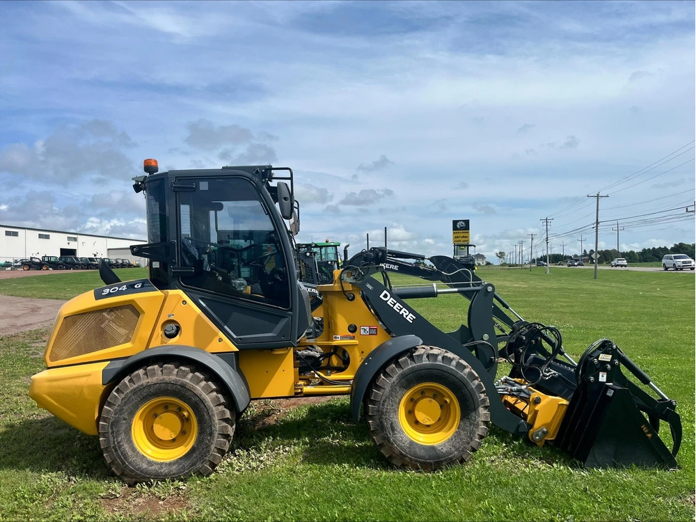 John Deere 304 G 2023