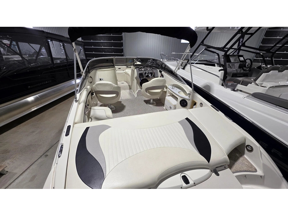 Stingray Boat Co 235 Lr 2011