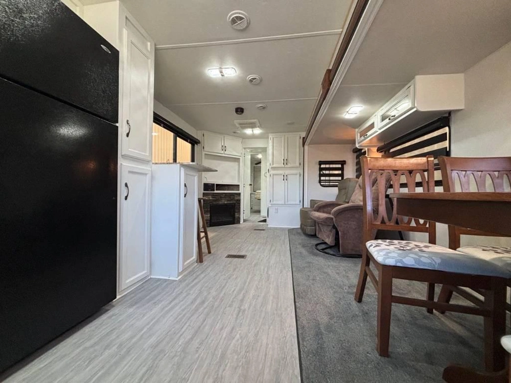 Coachmen Catalina 39fkds 2013 alt
