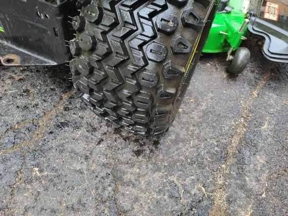 2023 John Deere X580 alt