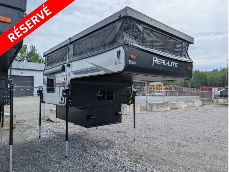Palomino Real Lite 1604 2021 alt