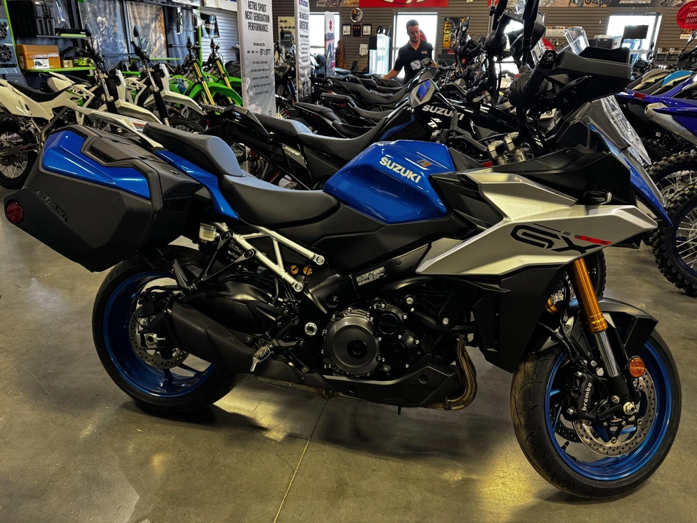 2025 Suzuki Gsx-s1000gx Plus alt