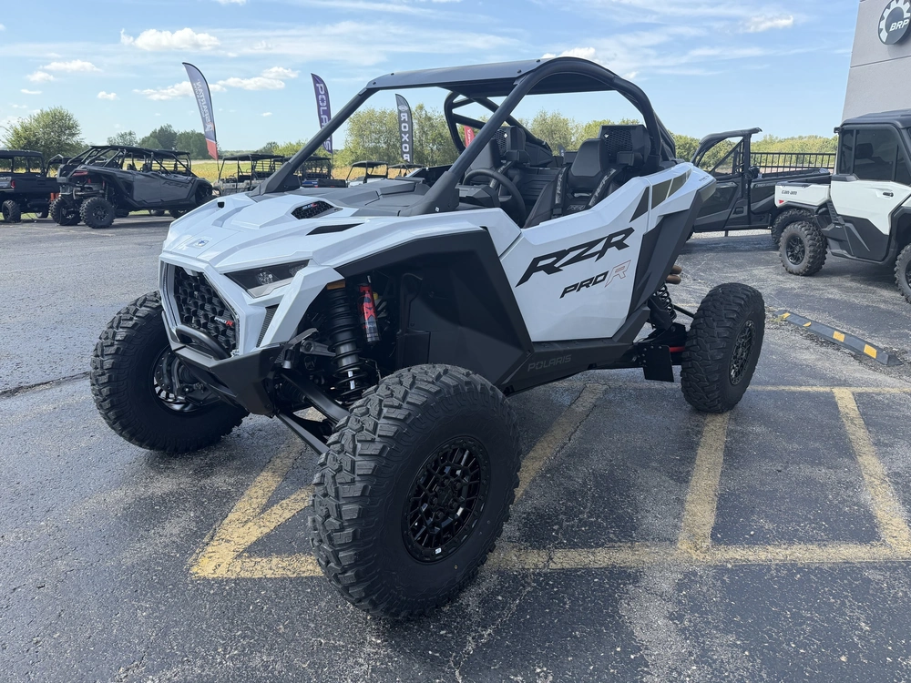 2026 Polaris Rzr Pro R Ultimate Ghost White Metallic alt