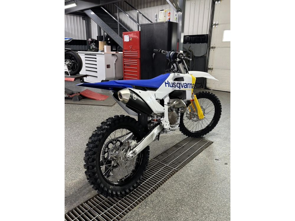 2027 Husqvarna Fc 250 alt