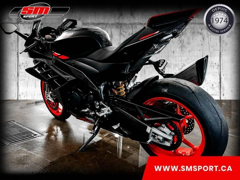 Aprilia Rsv 4 2025 alt