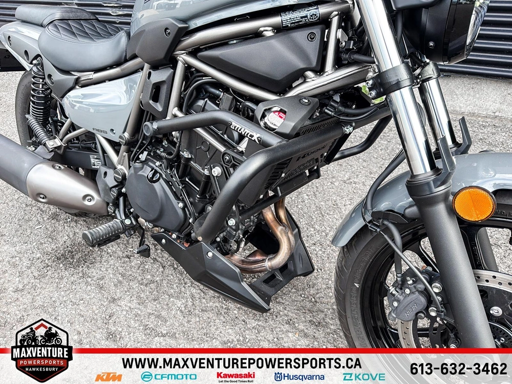 Kawasaki Eliminator 500 2024 alt