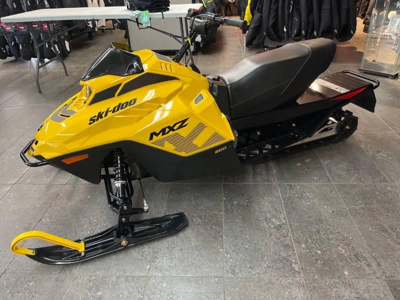 Ski-doo Mxz 200 2026 alt