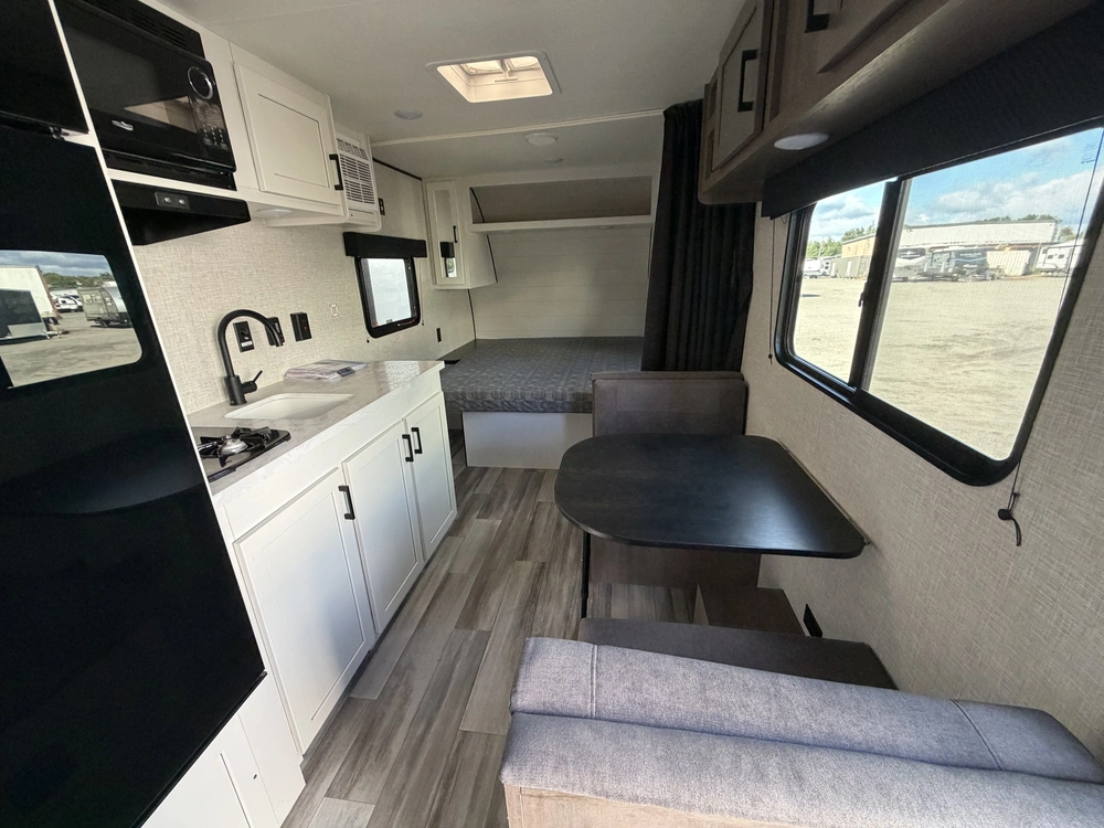 Jayco Jay Flight Slx 195rb 2024 alt