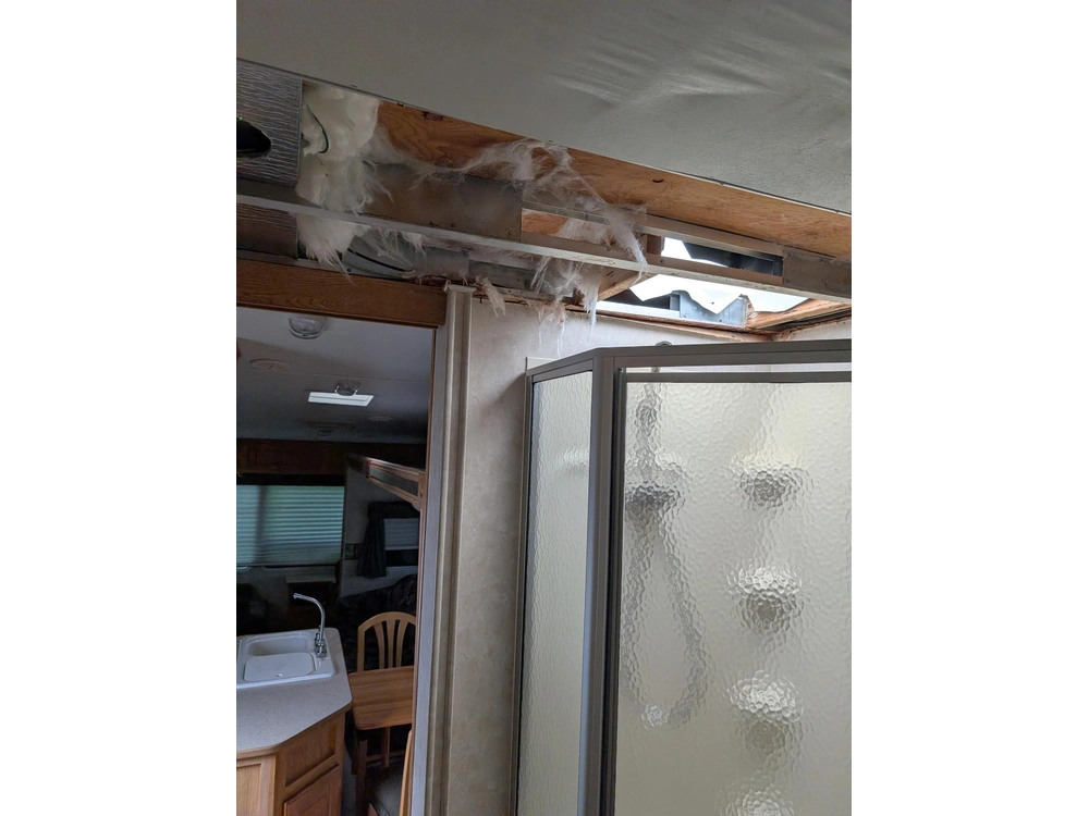 Crossroads Rv Cruiser Cf28c 2005 alt