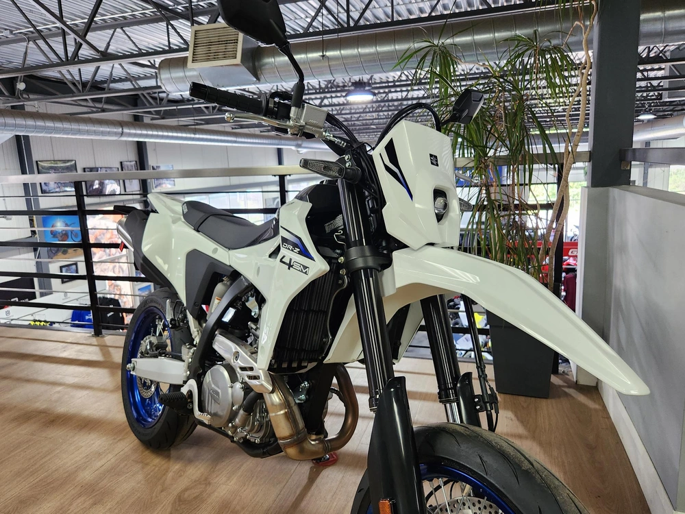 2025 Suzuki Dr-z4sm