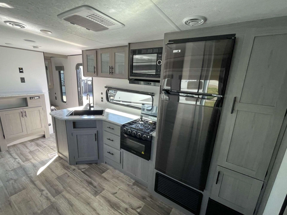 2024 Keystone Rv Coleman 263bh alt