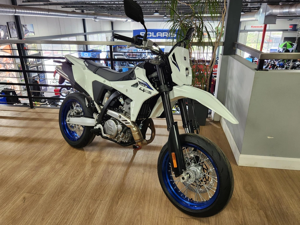 2025 Suzuki Dr-z4sm