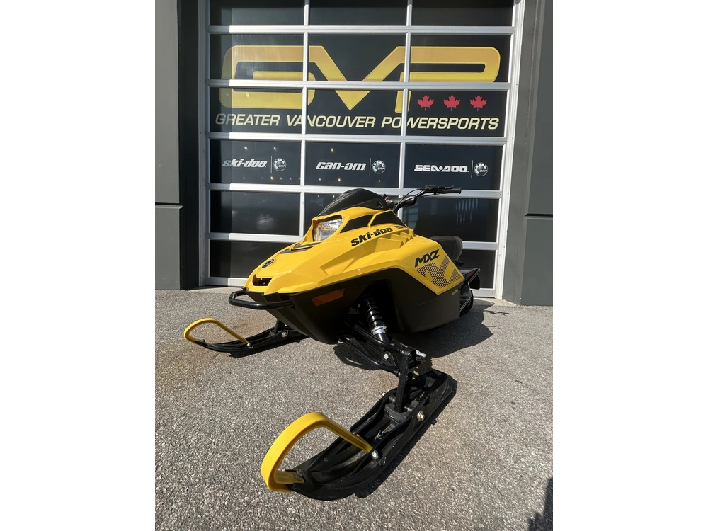 2026 Ski-doo Mxz 200 alt