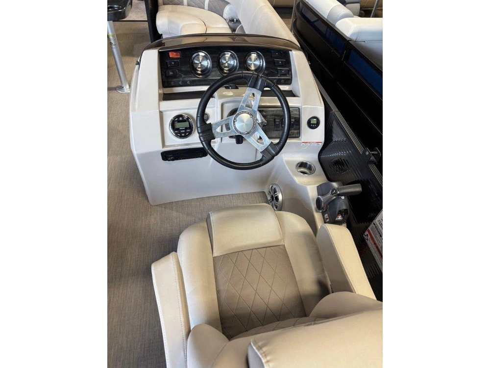 Bennington Marine Bennington 24ssrxpdl 2017 2017 alt