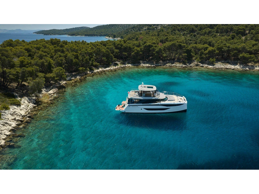 Prestige Yachts M8 Evo 2028 alt