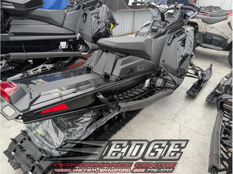Polaris 850 INDY XC 137 Gloss Black 2027
