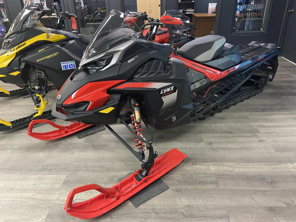 2026 Lynx Xterrain Re 850 E-tec 10.25 Ts alt